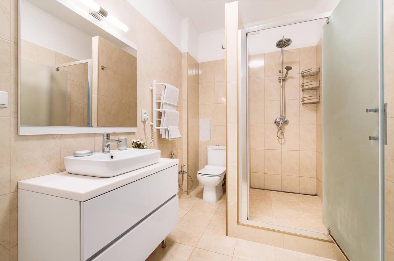 Ferienwohnung Gagarin Plaza Sea View Apart Arcadia 198 Odessa Exterior foto